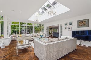 Photo 15- click for photo gallery